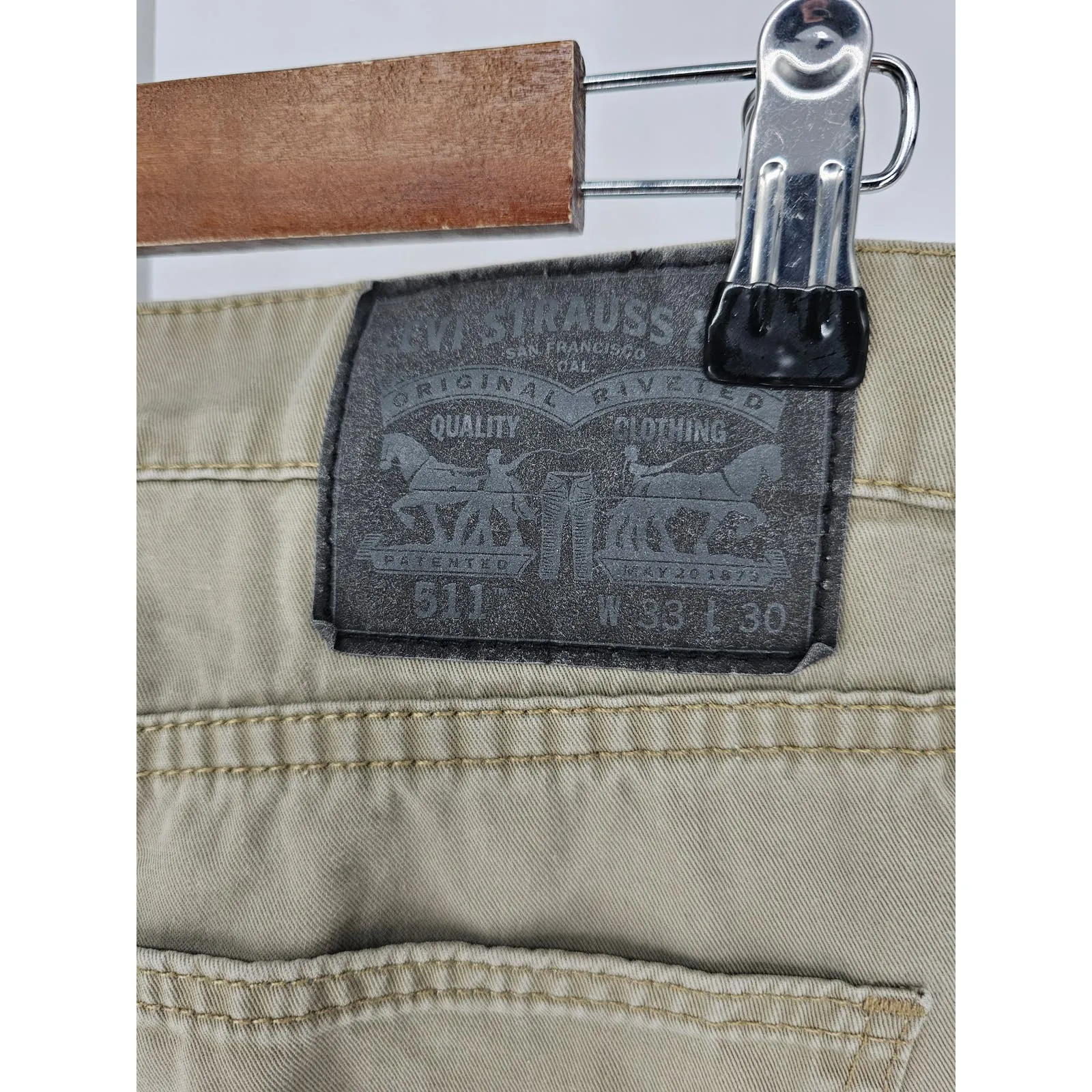 Levi Strauss 511 Mens Sz 33x30 Straight Leg Jeans Light Tan Khaki