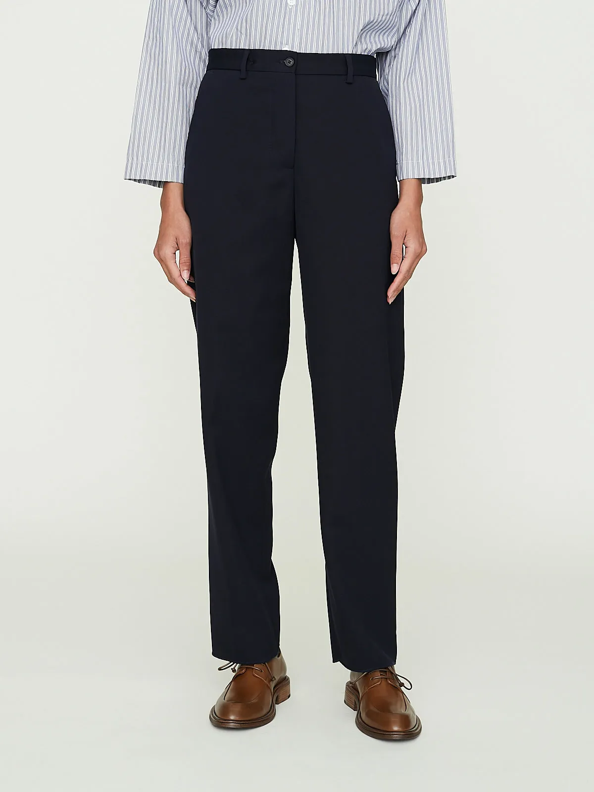 Maria Pants in Navy