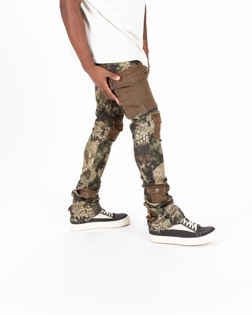 Pheelings MY PLEASURE CARGO FLARE STACK DENIM (CAMO/BROWN)