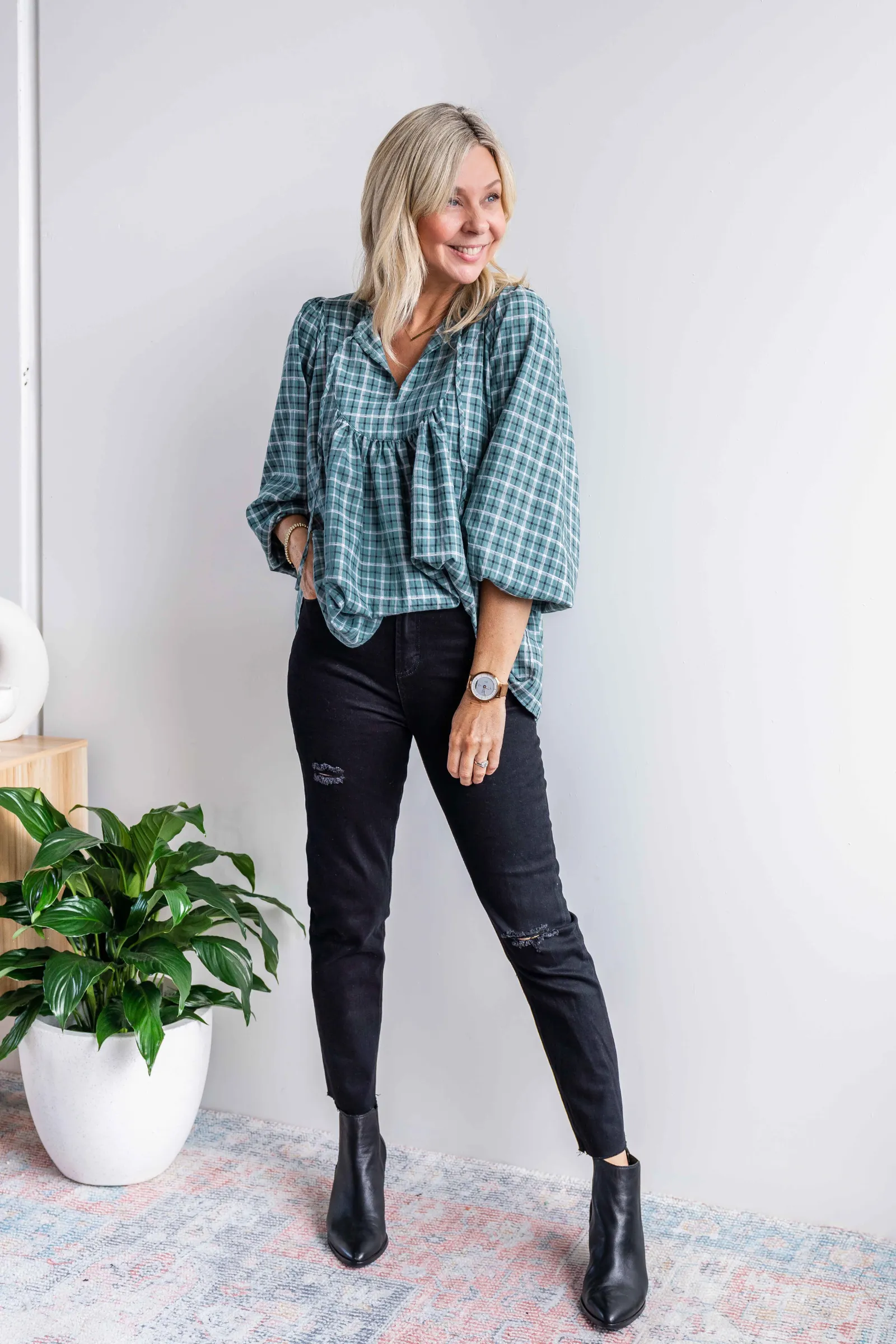 Taylor Mom Jean - Black