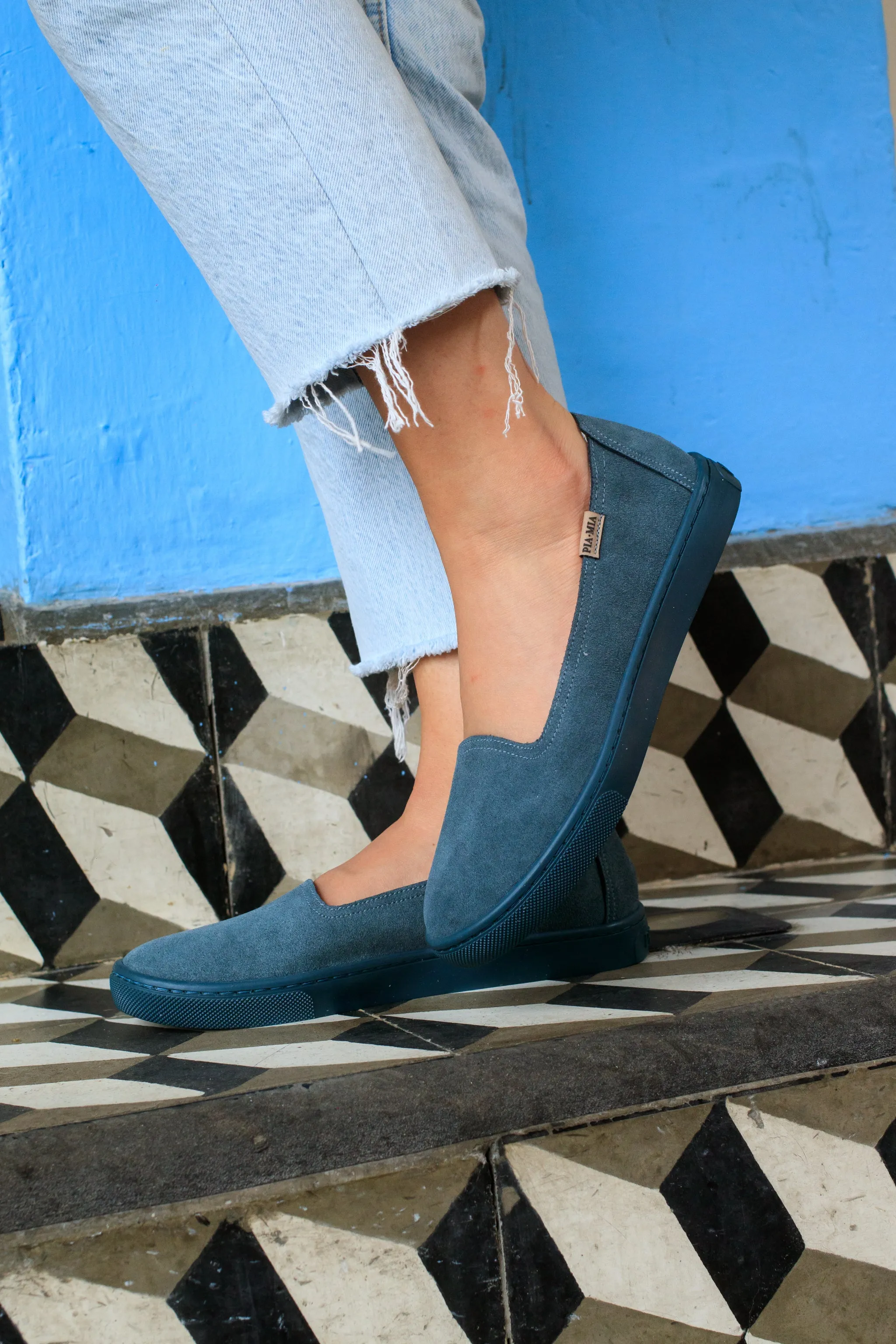 Venecia Leather Slip-on